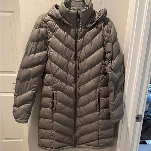 Calvin Klein Women's Puffer Parka packable premium down lightweight -Tan size L - Picture 1 of 13